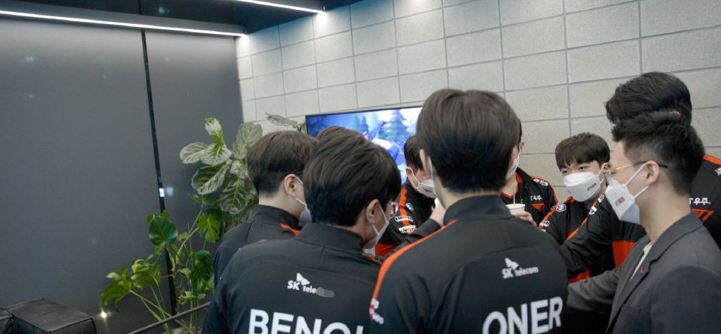 开云平台-PSG绝杀FNC，Oner关键团战开团秒人焦点之战半决赛，让粉丝疯狂欢呼