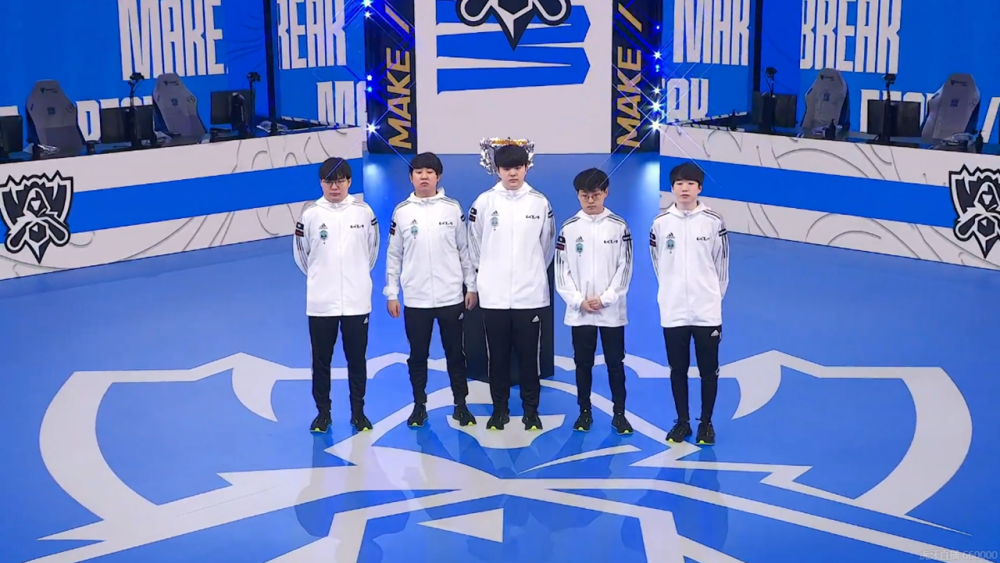 开云APP-FLY绝杀PSG，ShowMaker打出惊人五杀焦点之战成都决赛之夜，引爆全场热议