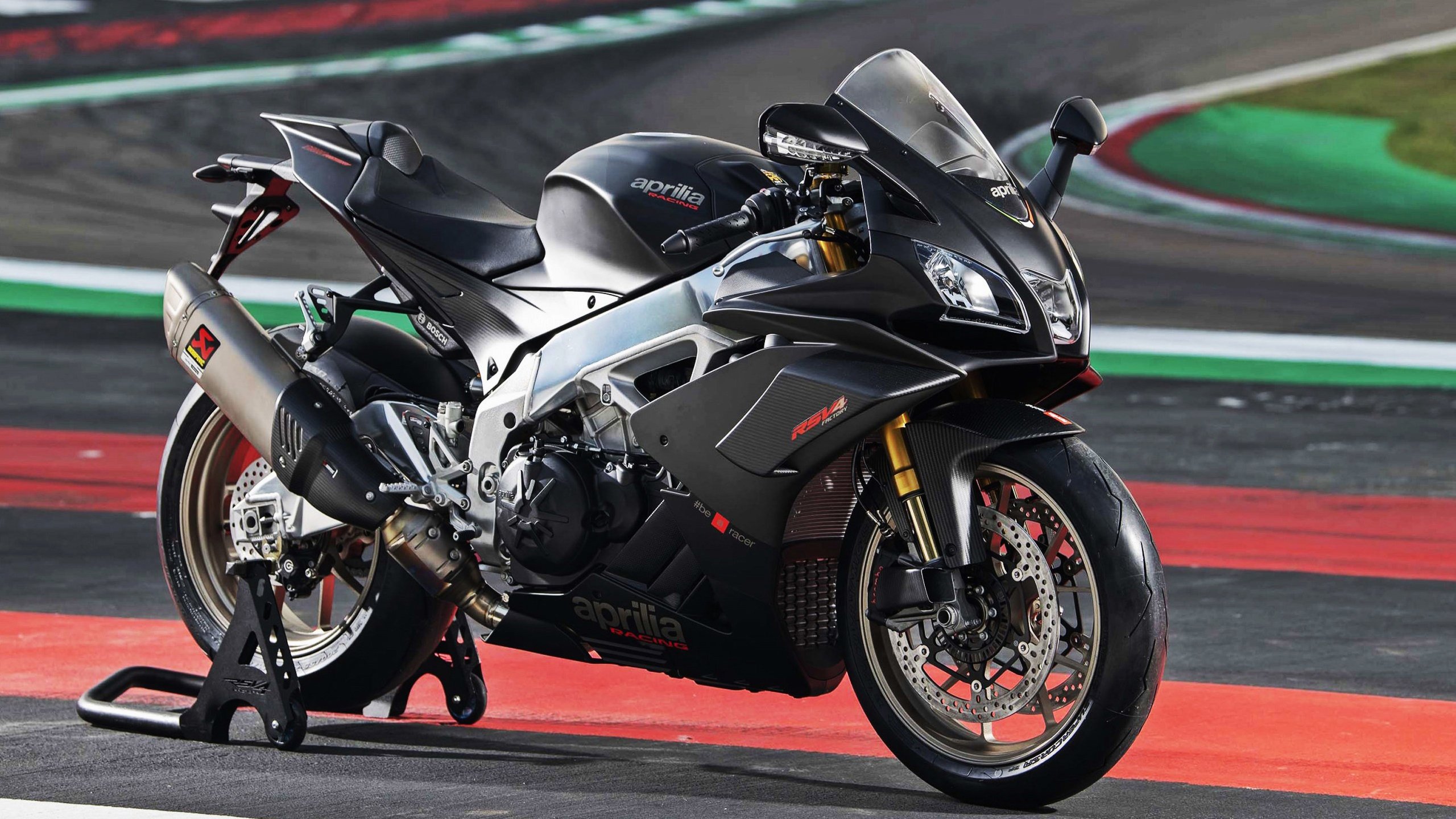 老兵不死，荣耀再临！蒂亚戈里程碑之夜，巴黎王子公园奏响胜利凯歌