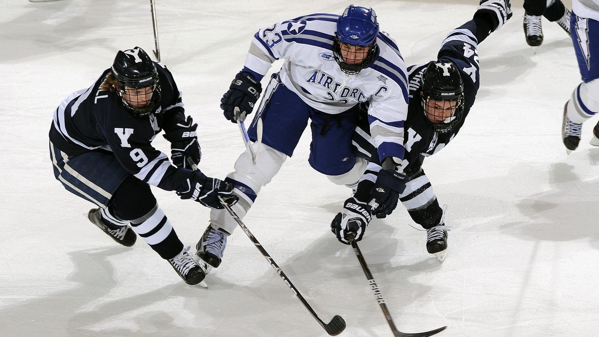 从勇士到尼克斯,以詹姆斯为鉴,重思攻防转换的现代篮球密码
