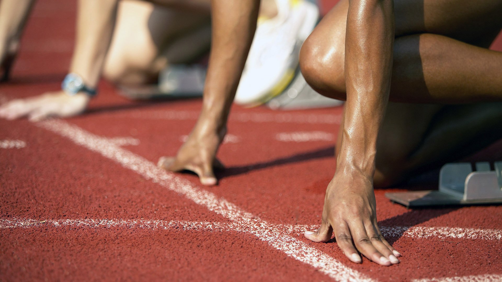 当F1战术室移师绿茵场，解析皇马如何以赛道级精准压制罗马，上演年度争冠焦点预演