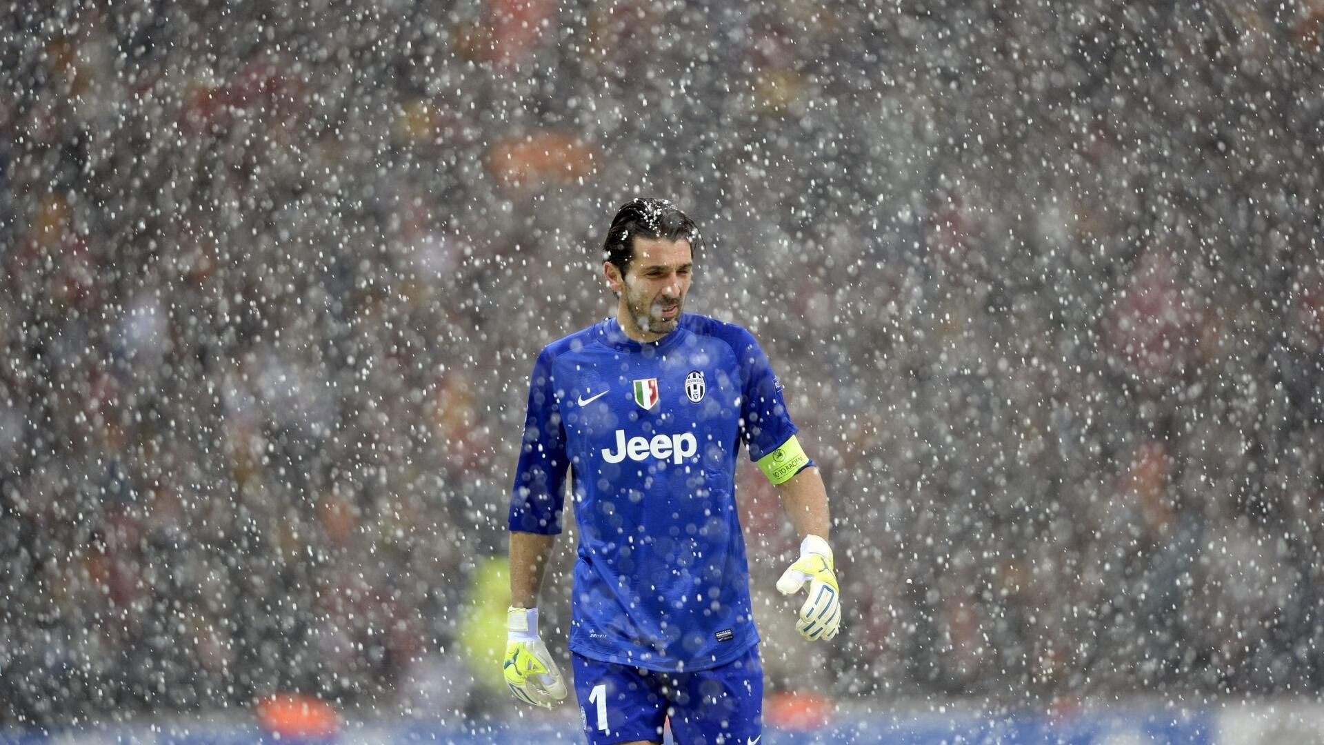 从不被看好到一战封神,奥利维耶东决关键战接管比赛,那不勒斯绝境逆袭安哥拉